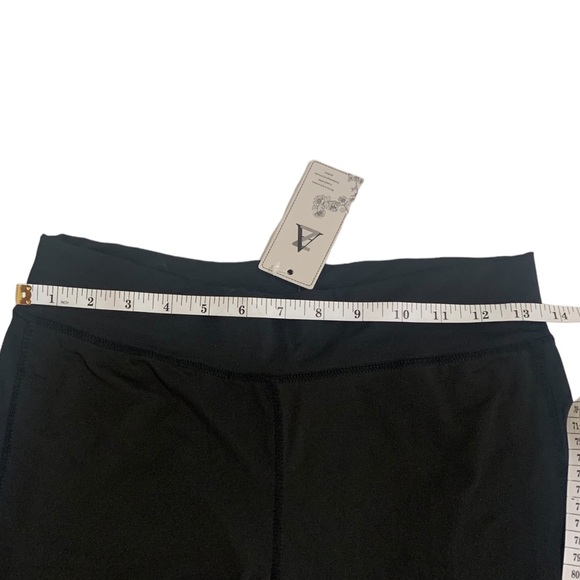 NWT Black Crisscross Mesh Leggings-Size L/XL - Picture 12 of 15